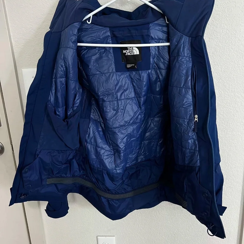 North face womens insulated ski jacket - Picture 3 of 3